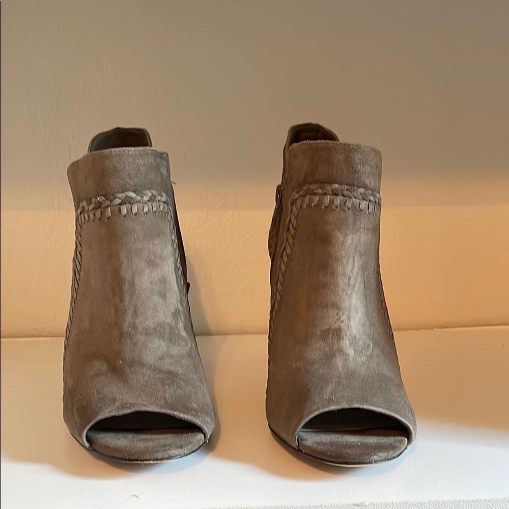 Women's Peep-Toe Ankle Boots - Gray - Picture 3 of 6